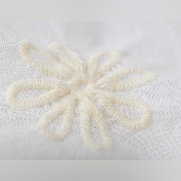 NWT AE Tie Back Eyelet Crop Top - women’s large - Picture 4 of 14